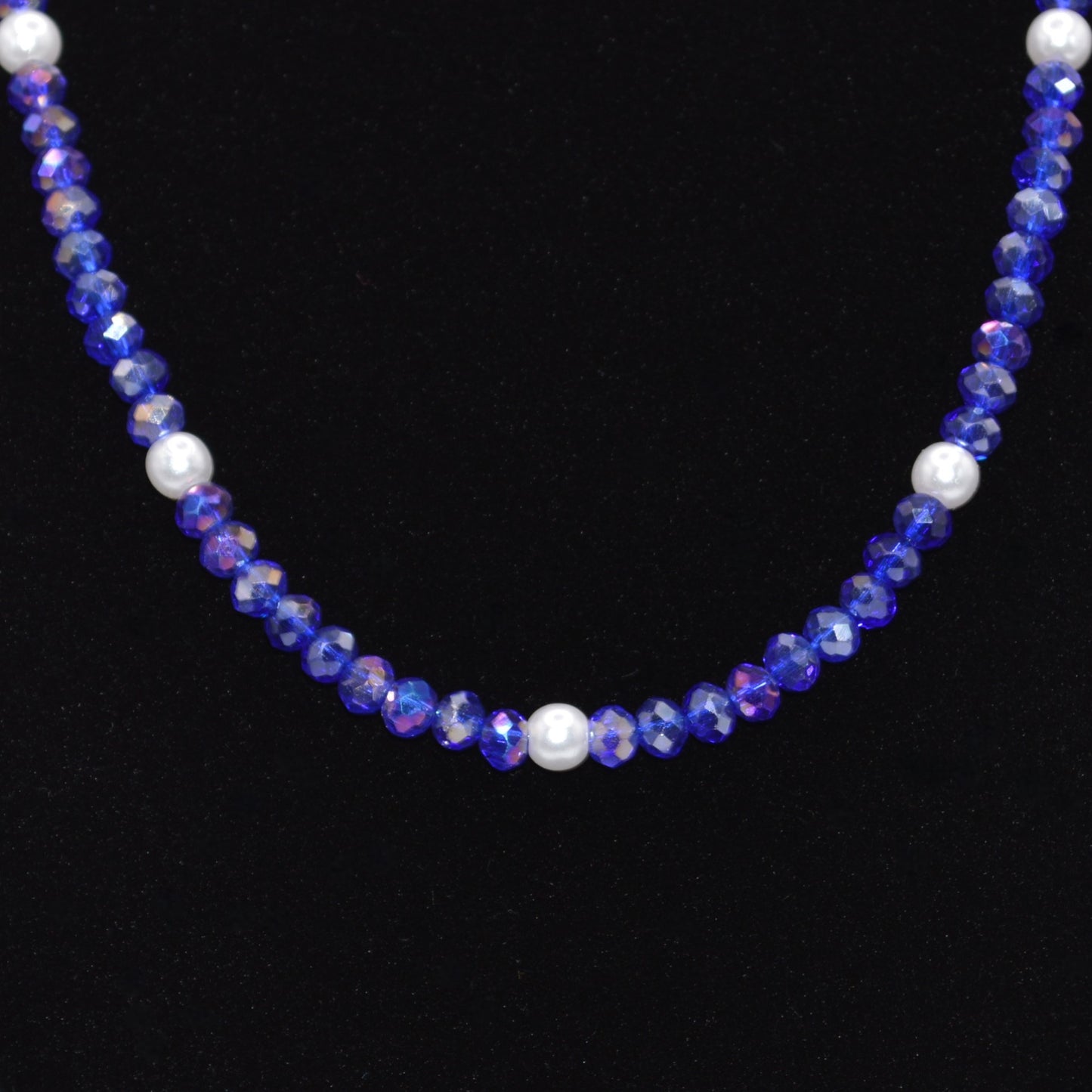 4 mm Cobalt Blue Crystals and Pearl Necklace