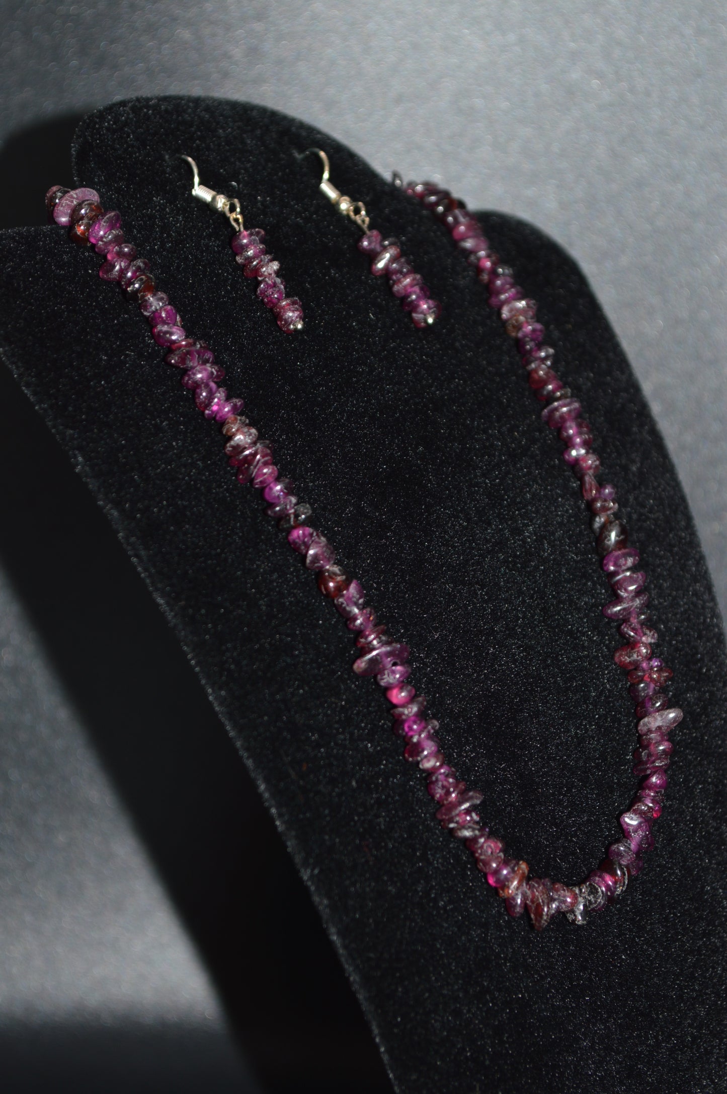 Rhodolite Garnet Chips Necklace and Earring Set (Deep Purple)