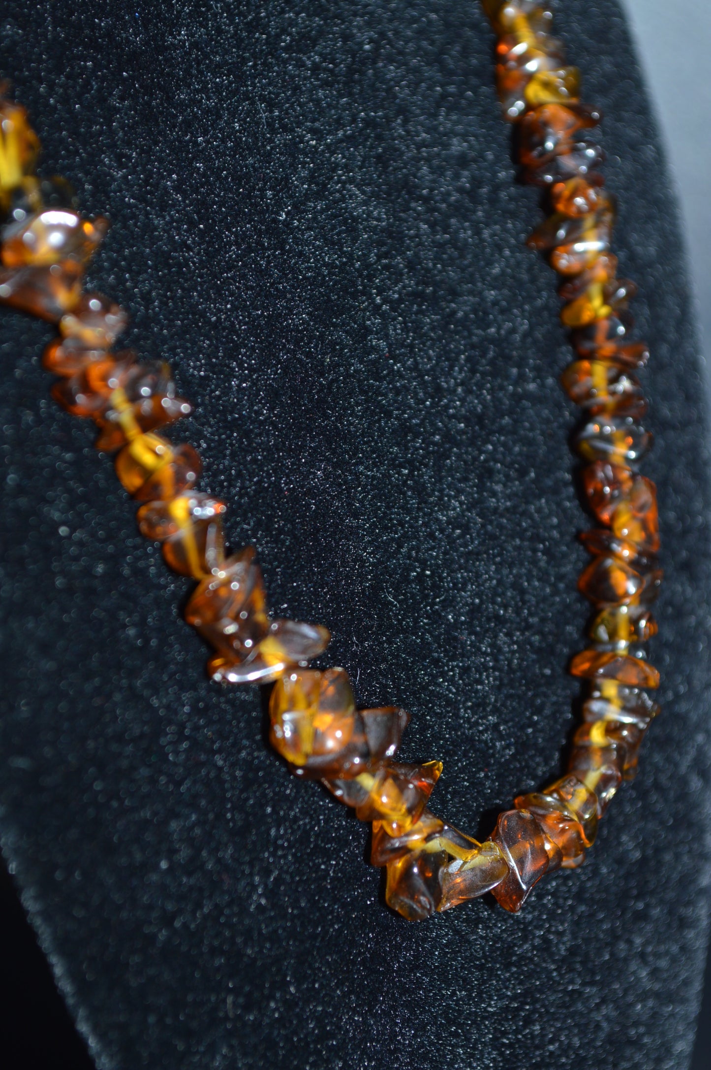 Glass Chips Necklace and Earring Set (Brown)