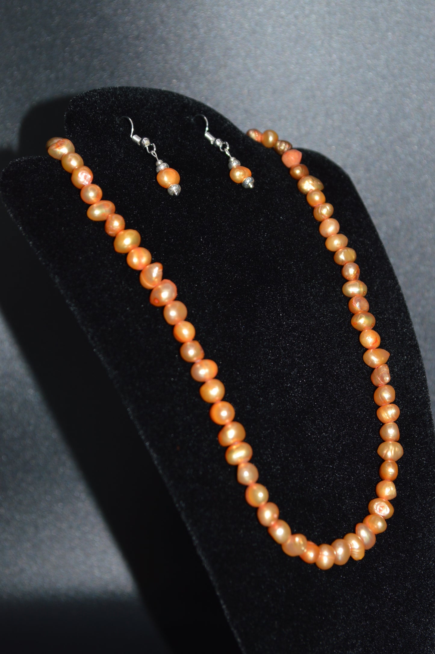 Freshwater Cultured Pearl Necklace and Earring Set (Apricot)