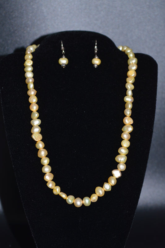 Golden Wheat Freshwater Cultured Pearl Necklace and Earring Set