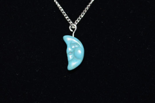Resin Moon Pendant Necklace and Earring Set (Turquoise)