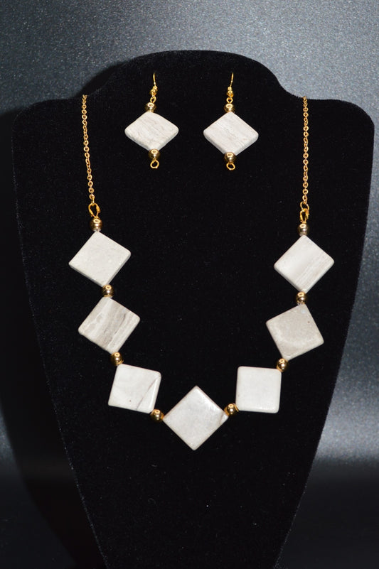 Stone Beaded Necklace and Earring Set (Tan)