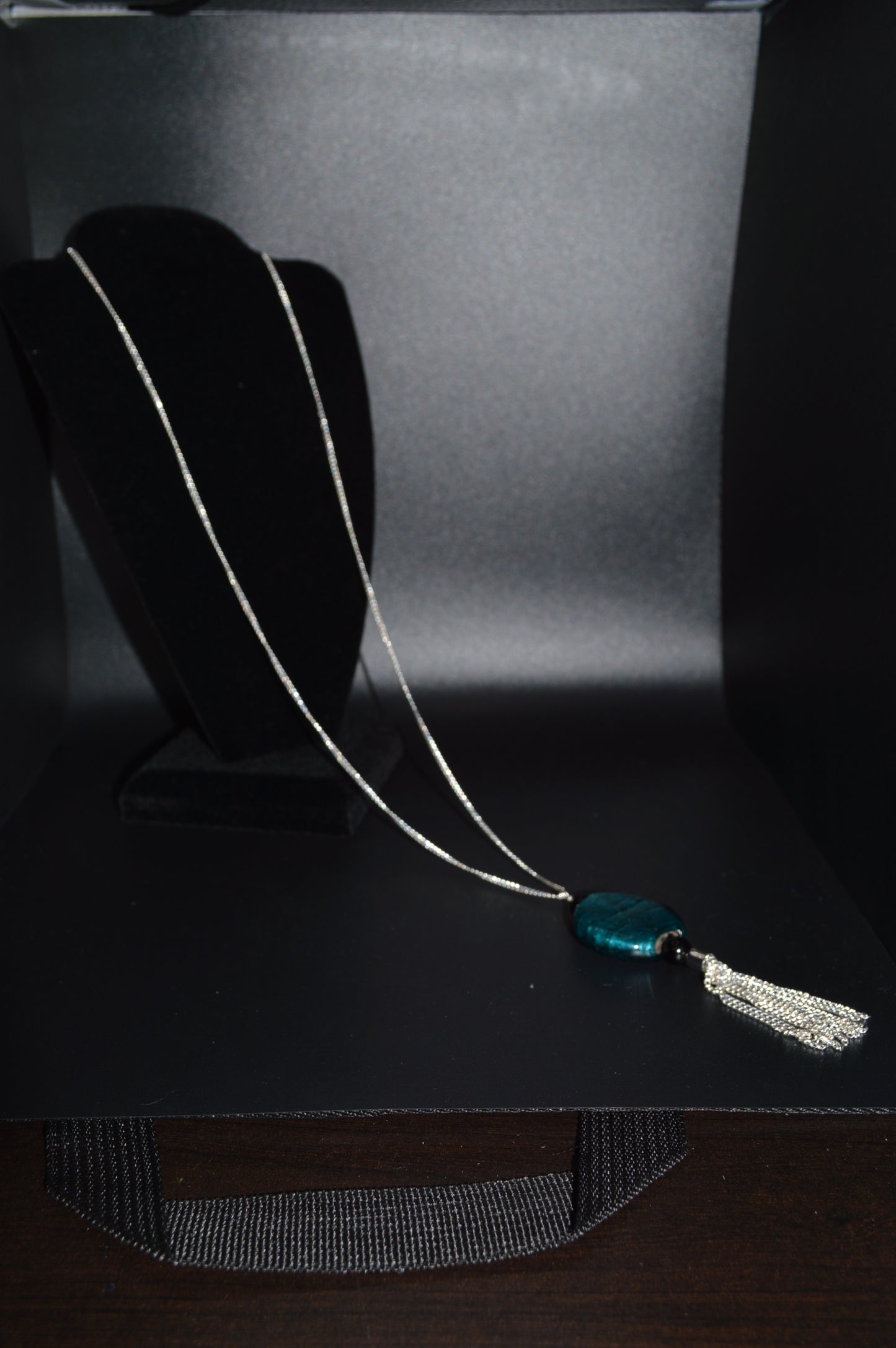 Lampworked Glass Pendant Necklace (Blue)