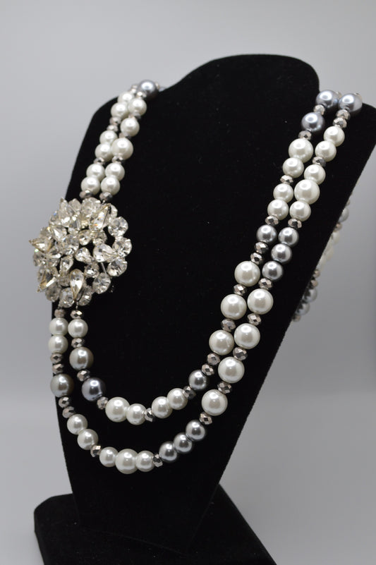 Vintage Crystal Brooch and Pearl Necklace (White and Silver)