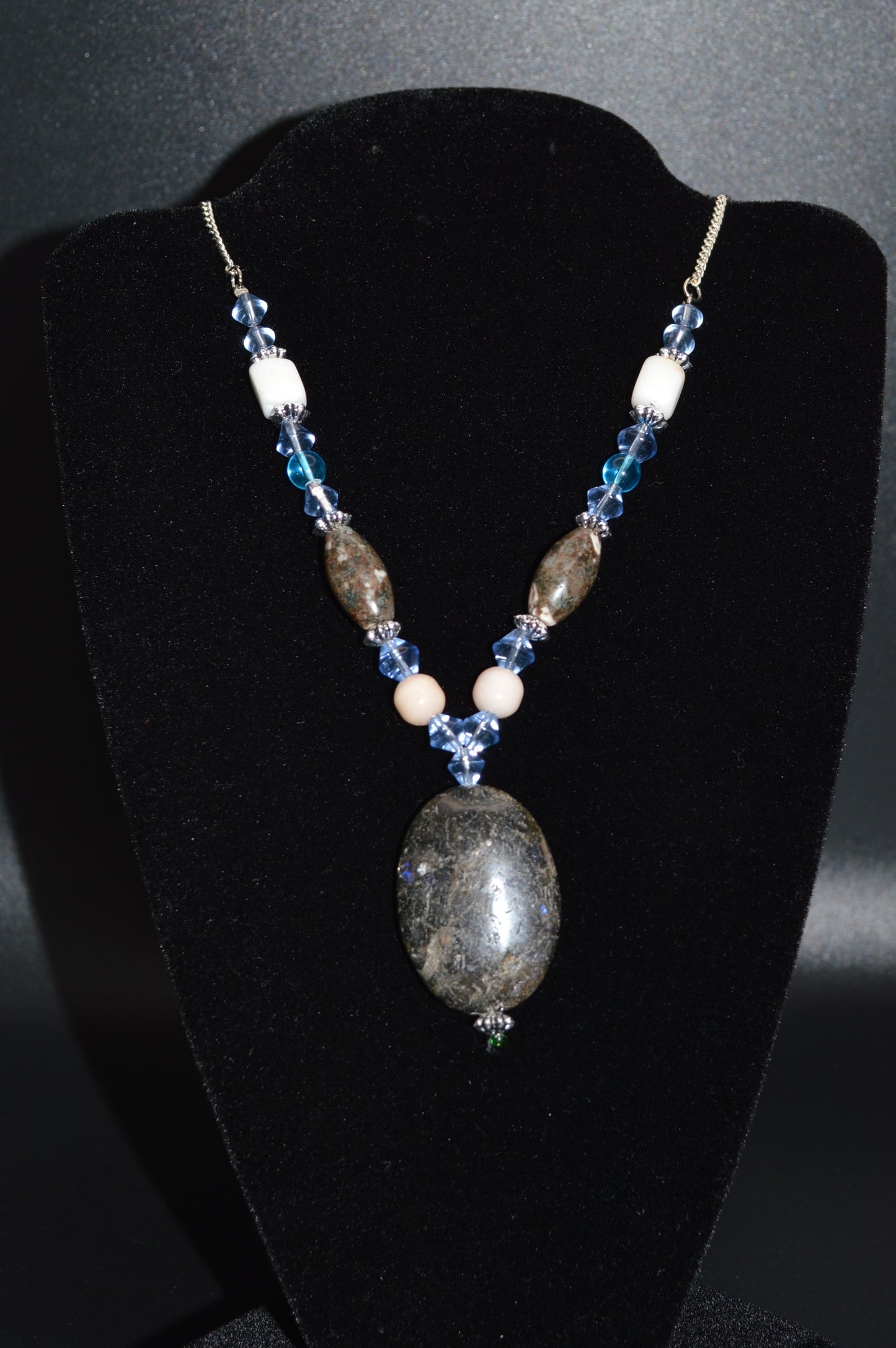 Glass and Stone Pendant Necklace