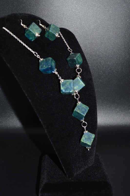 Serpentine and Quartz Necklace and Earring Set (2 drops)