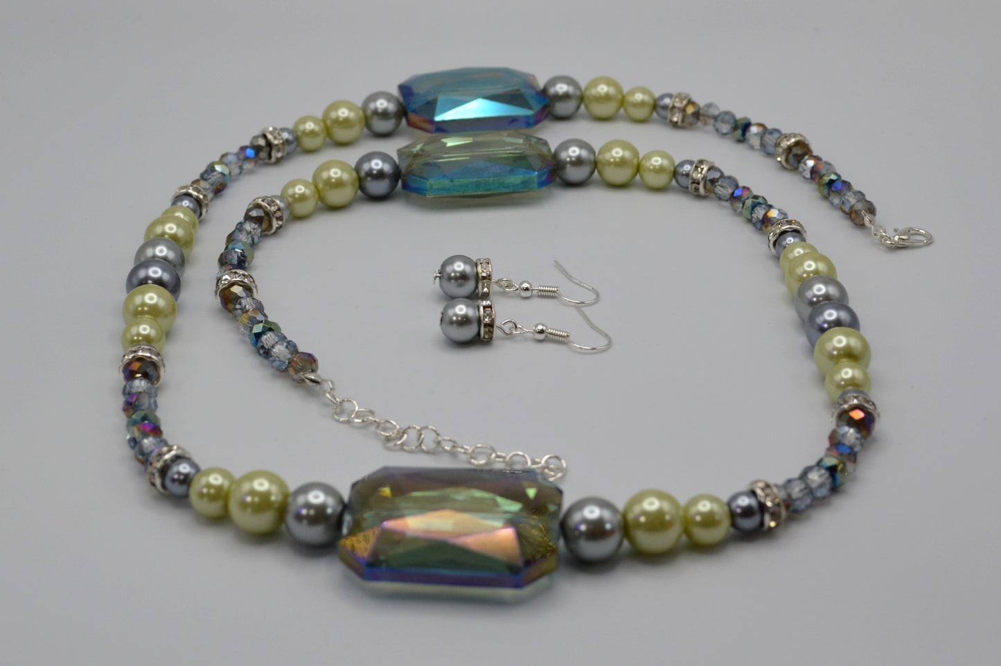 Gray Pearl Earrings