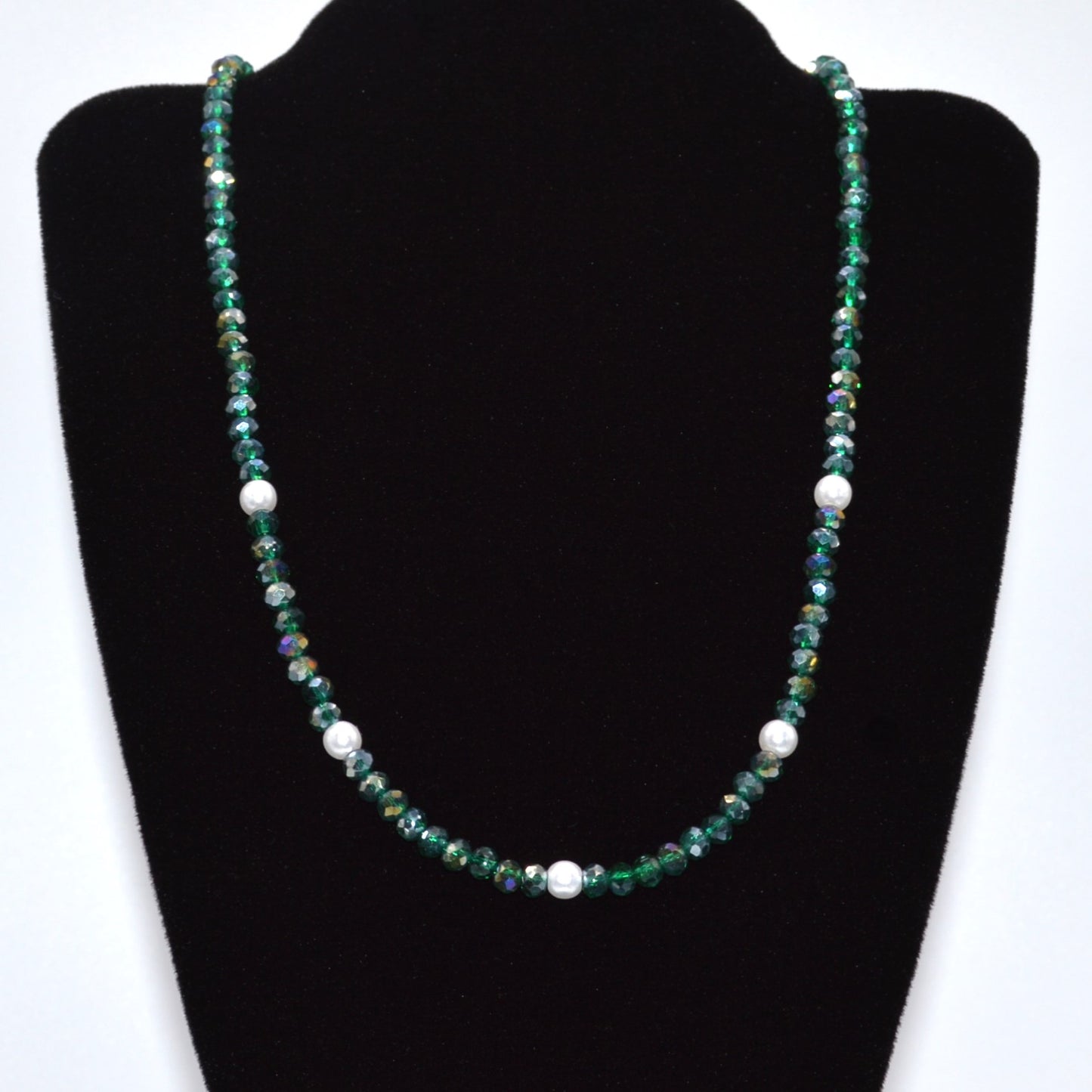 4mm Emerald Green Crystals and Pearl Necklace