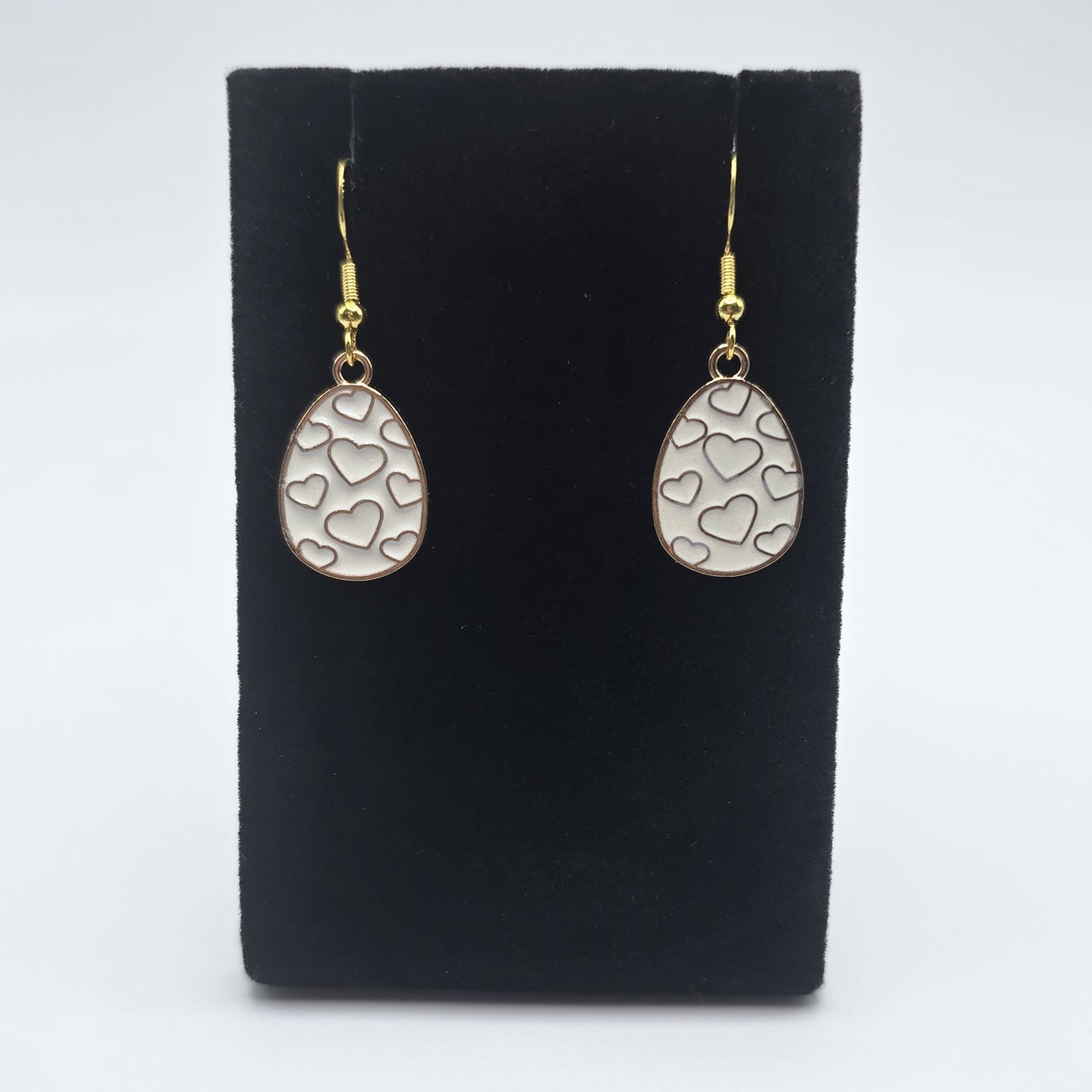 Hoppy Easter Sweetheart Earrings