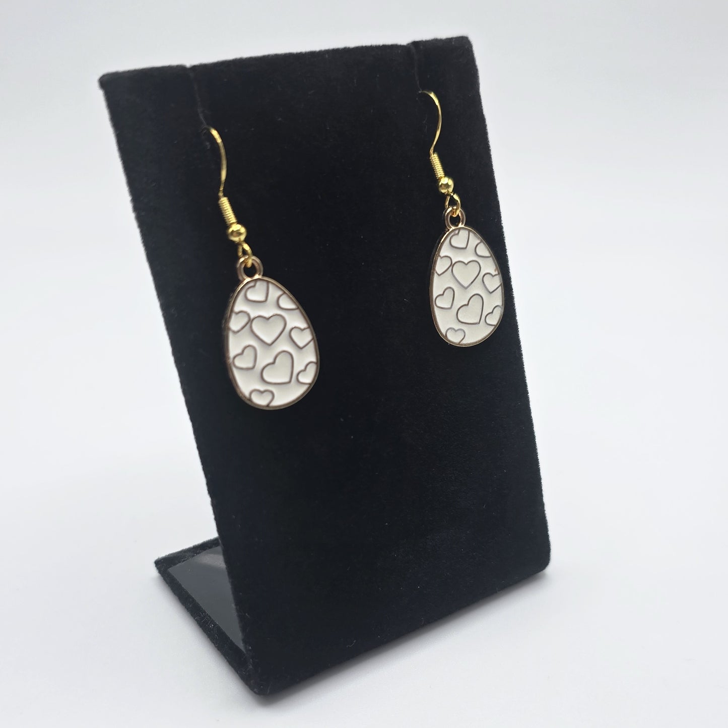 Hoppy Easter Sweetheart Earrings