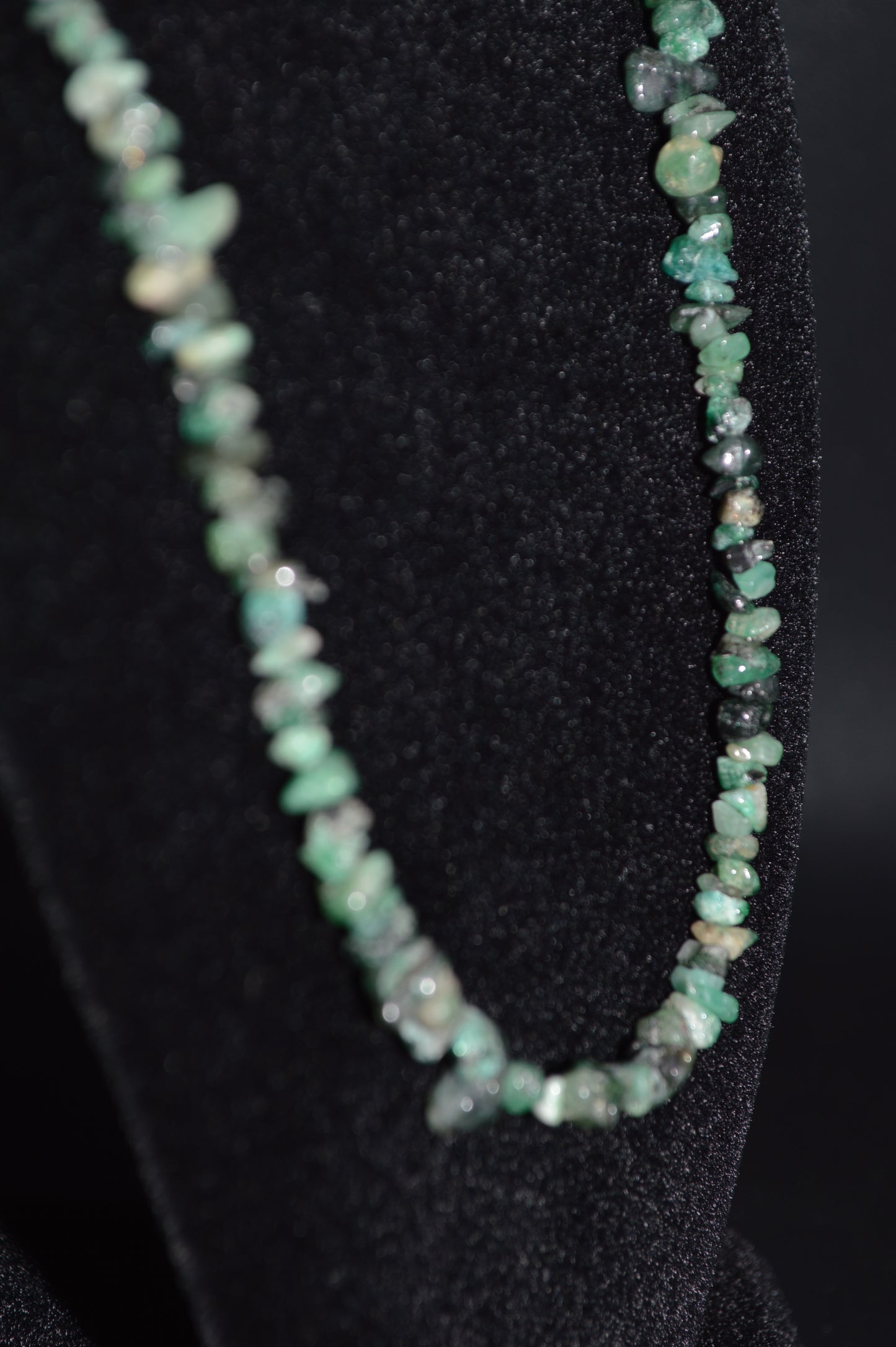 Emerald Chips Necklace and Earring Set (18.5 inch)