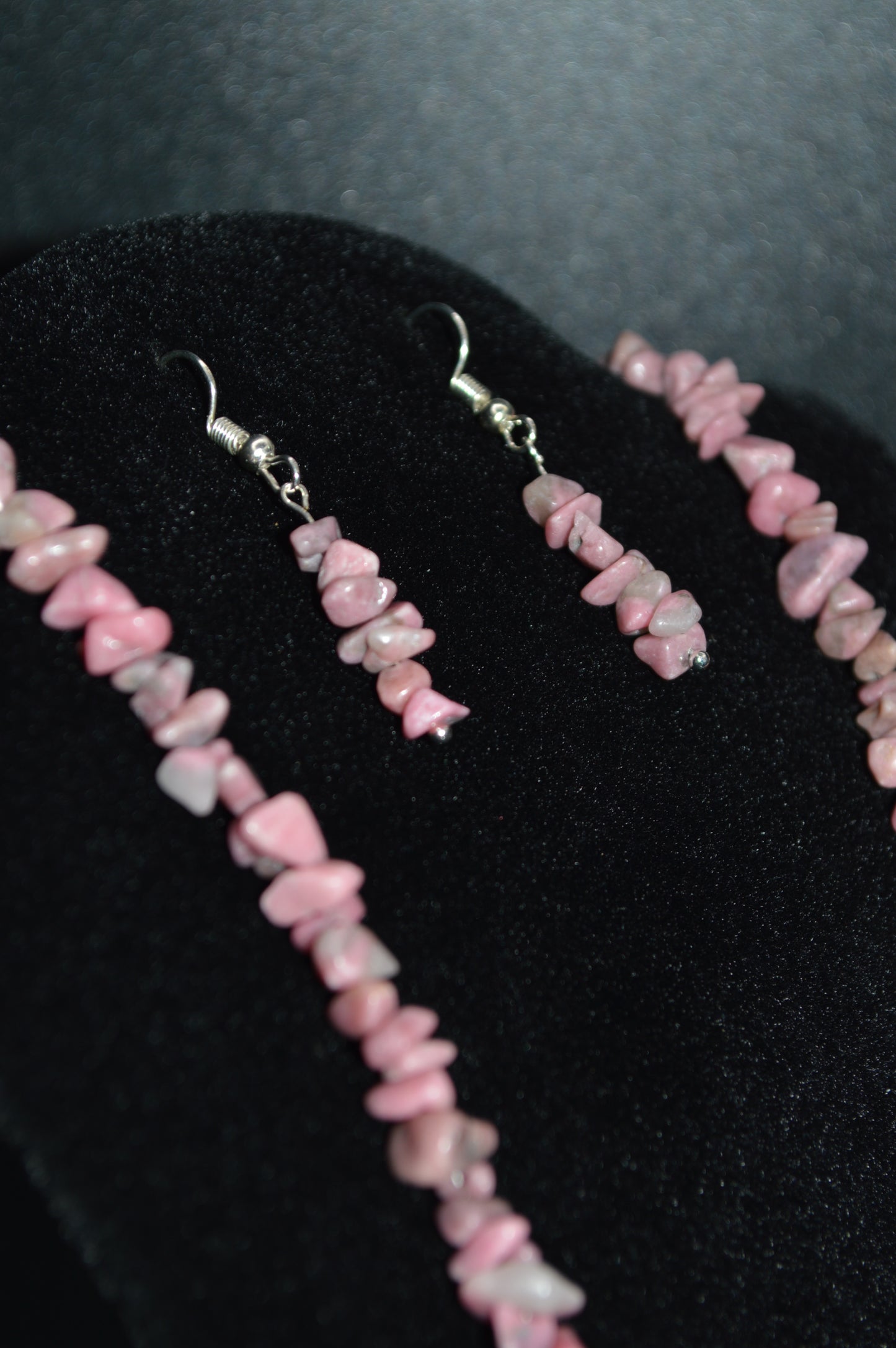 Rhodonite Chips Necklace and Earring Set (Pink)