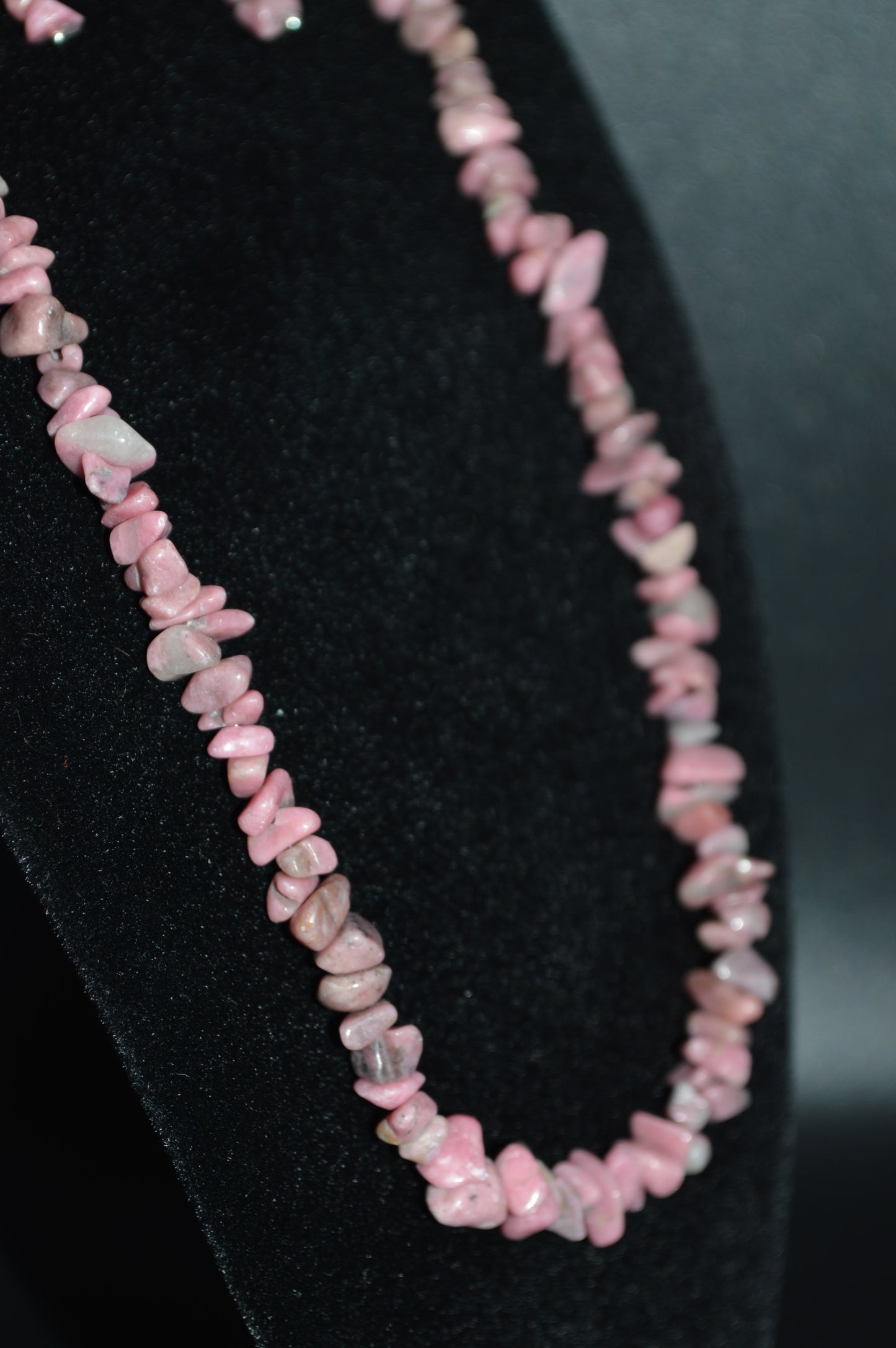 Rhodonite Chips Necklace and Earring Set (Pink)