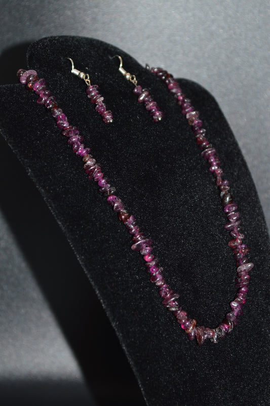Rhodolite Garnet Chips Necklace and Earring Set (Deep Purple)