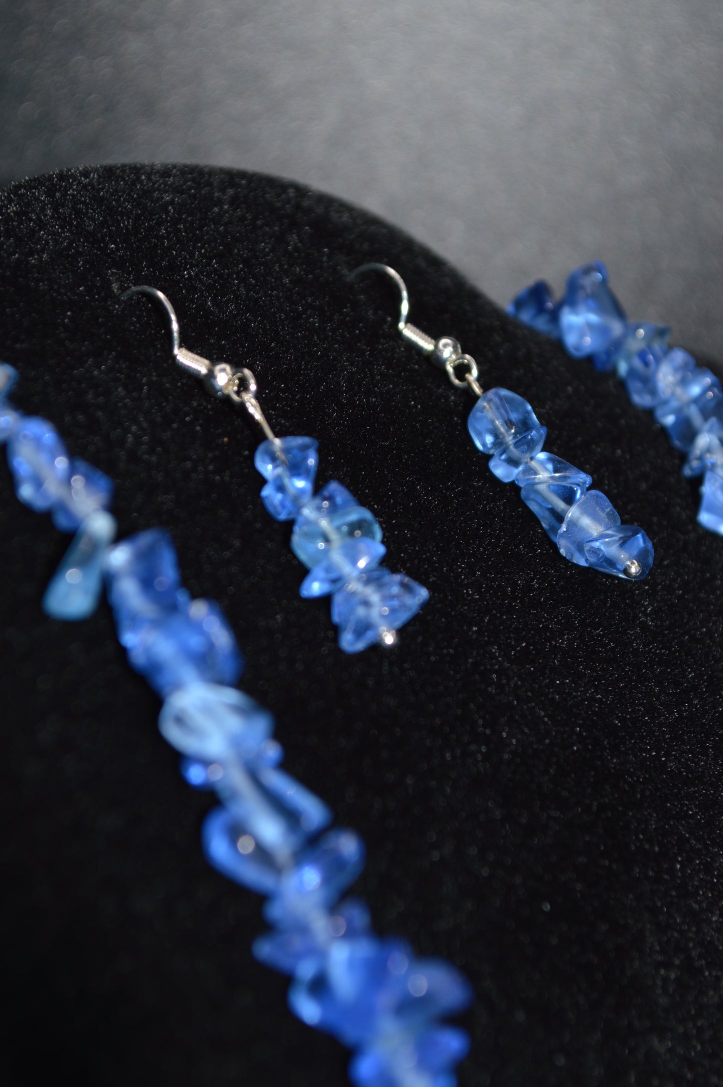 Blue Glass Chips Necklace and Earring Set