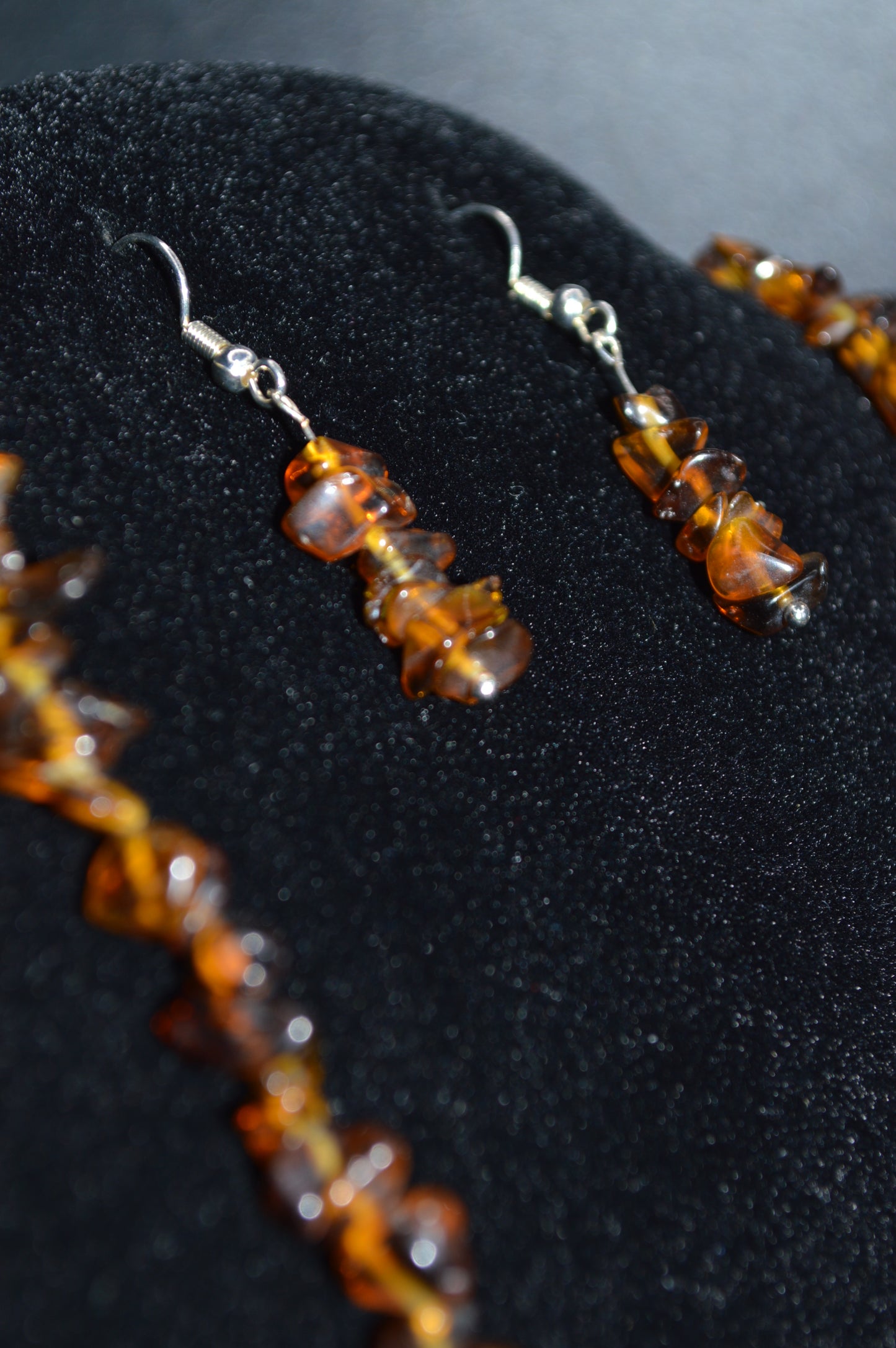 Glass Chips Necklace and Earring Set (Brown)
