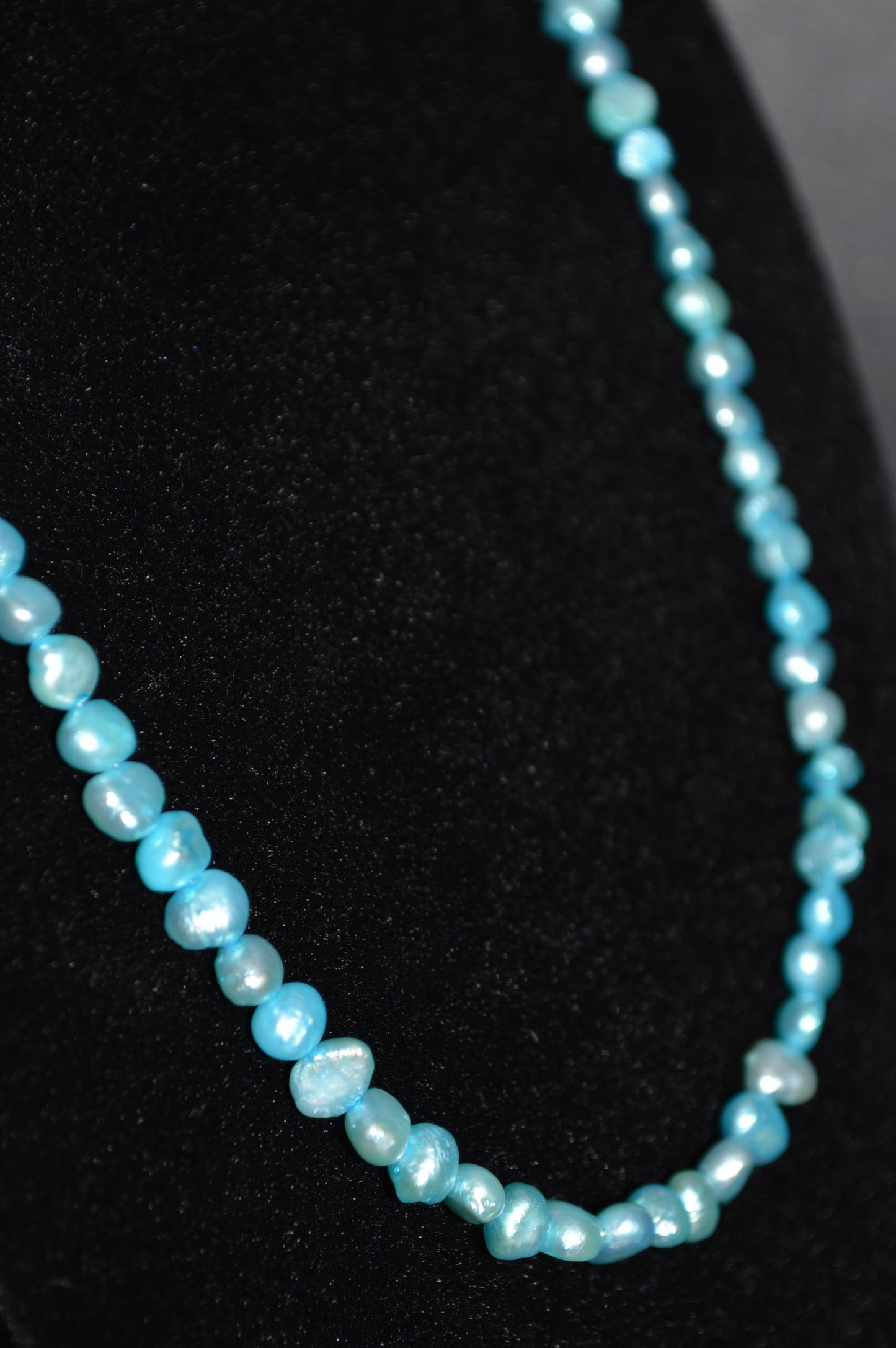 Freshwater Cultured Pearl Necklace and Earring Set (Teal Blue)