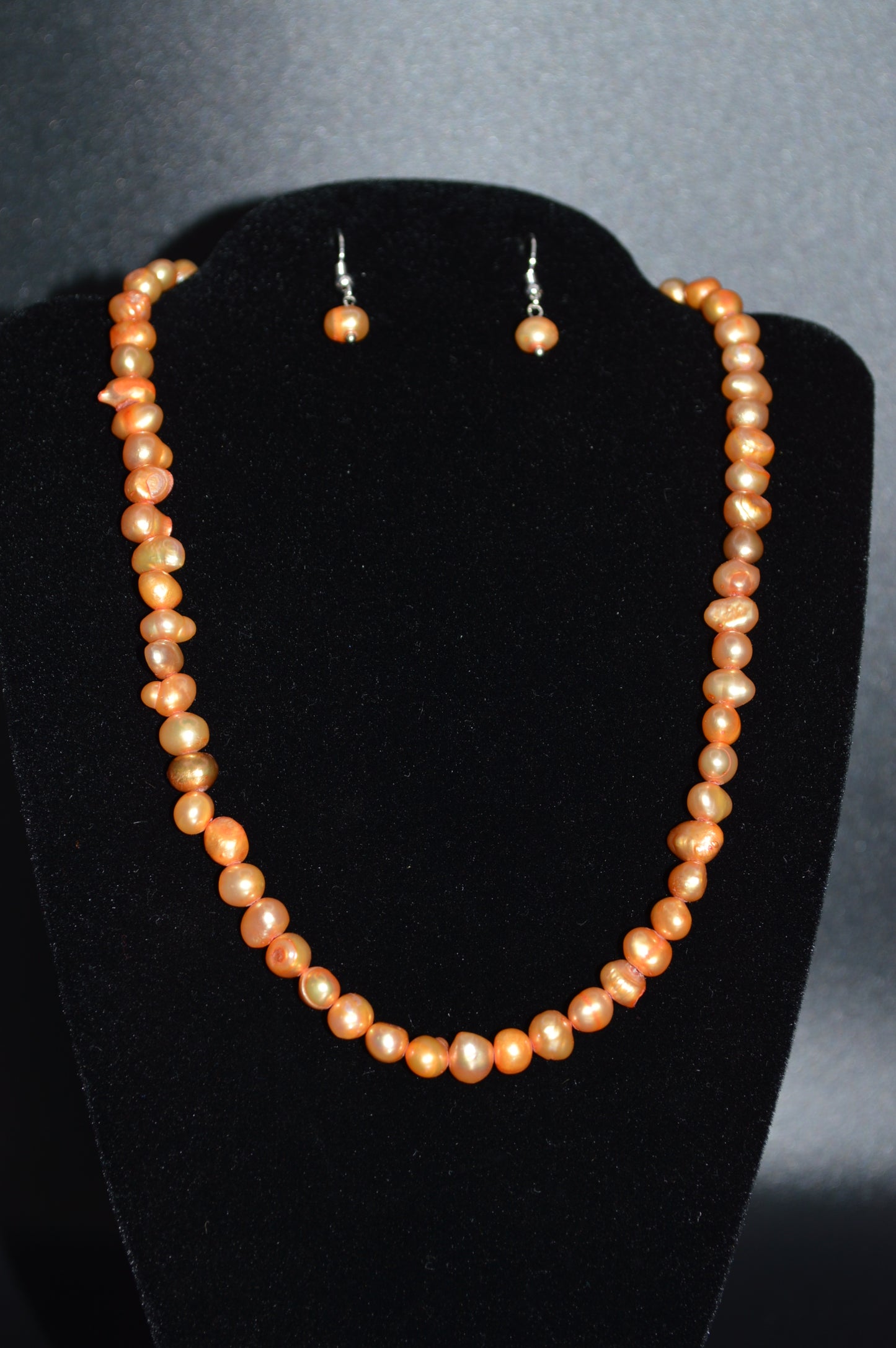 Freshwater Cultured Pearl Necklace and Earring Set (Apricot)