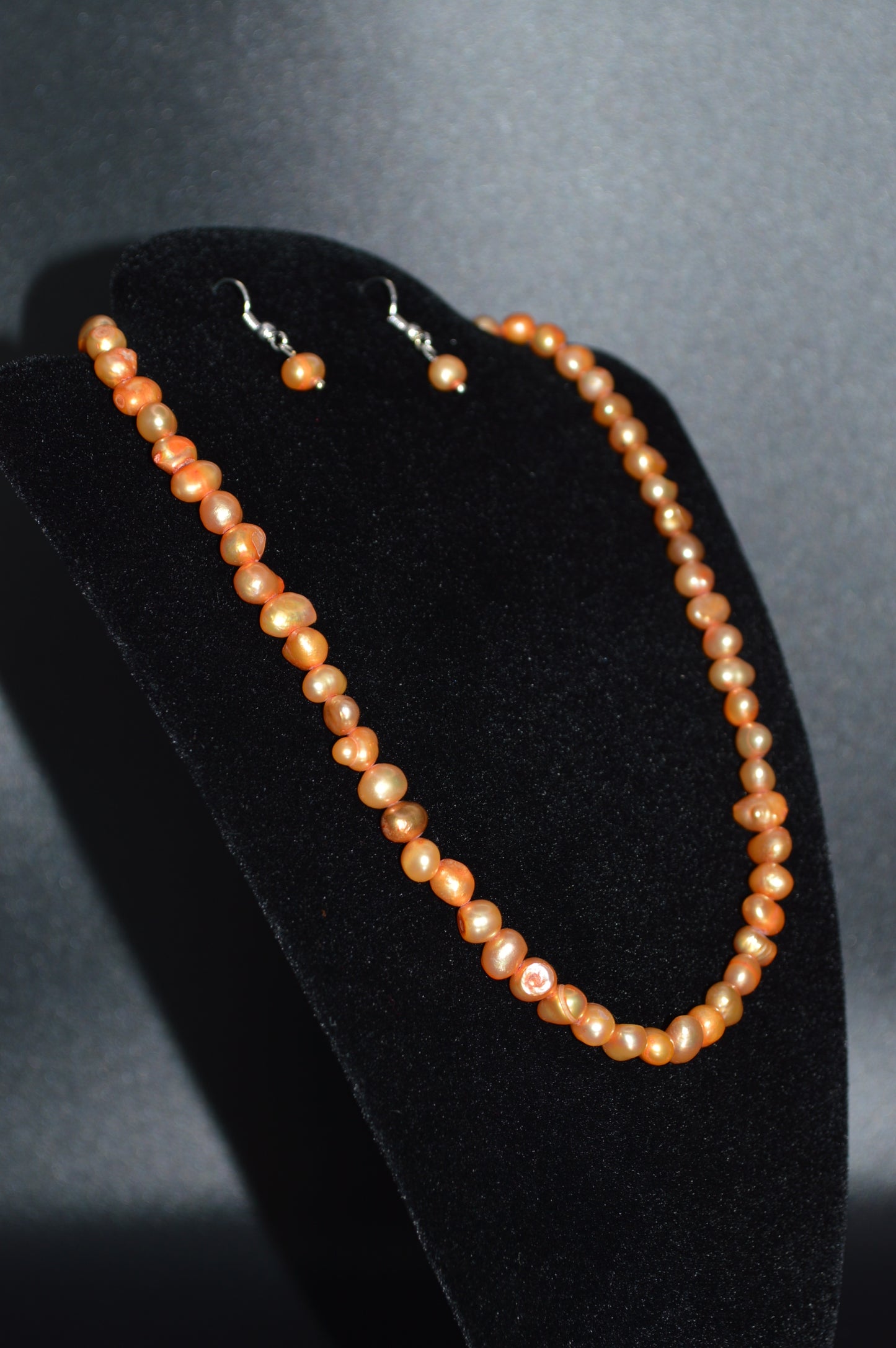 Freshwater Cultured Pearl Necklace and Earring Set (Apricot)