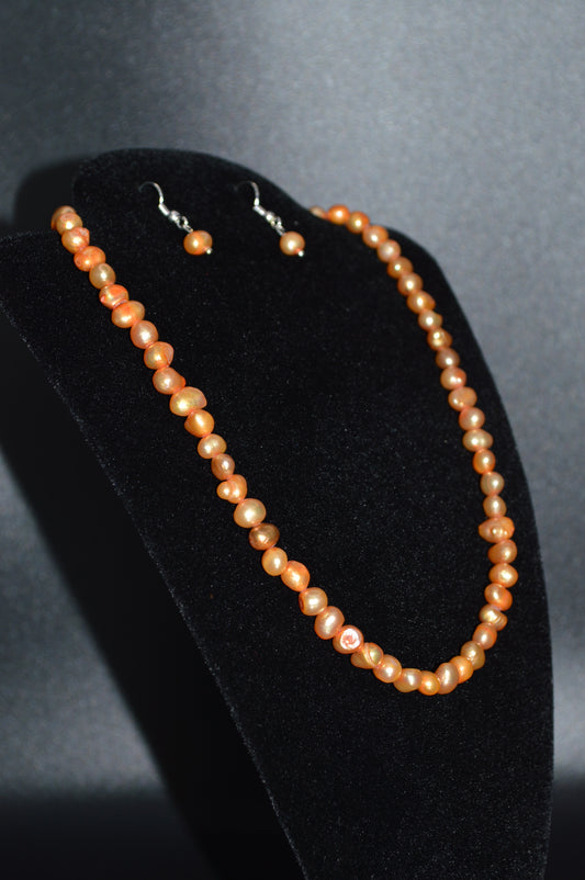 Freshwater Cultured Pearl Necklace and Earring Set (Apricot)
