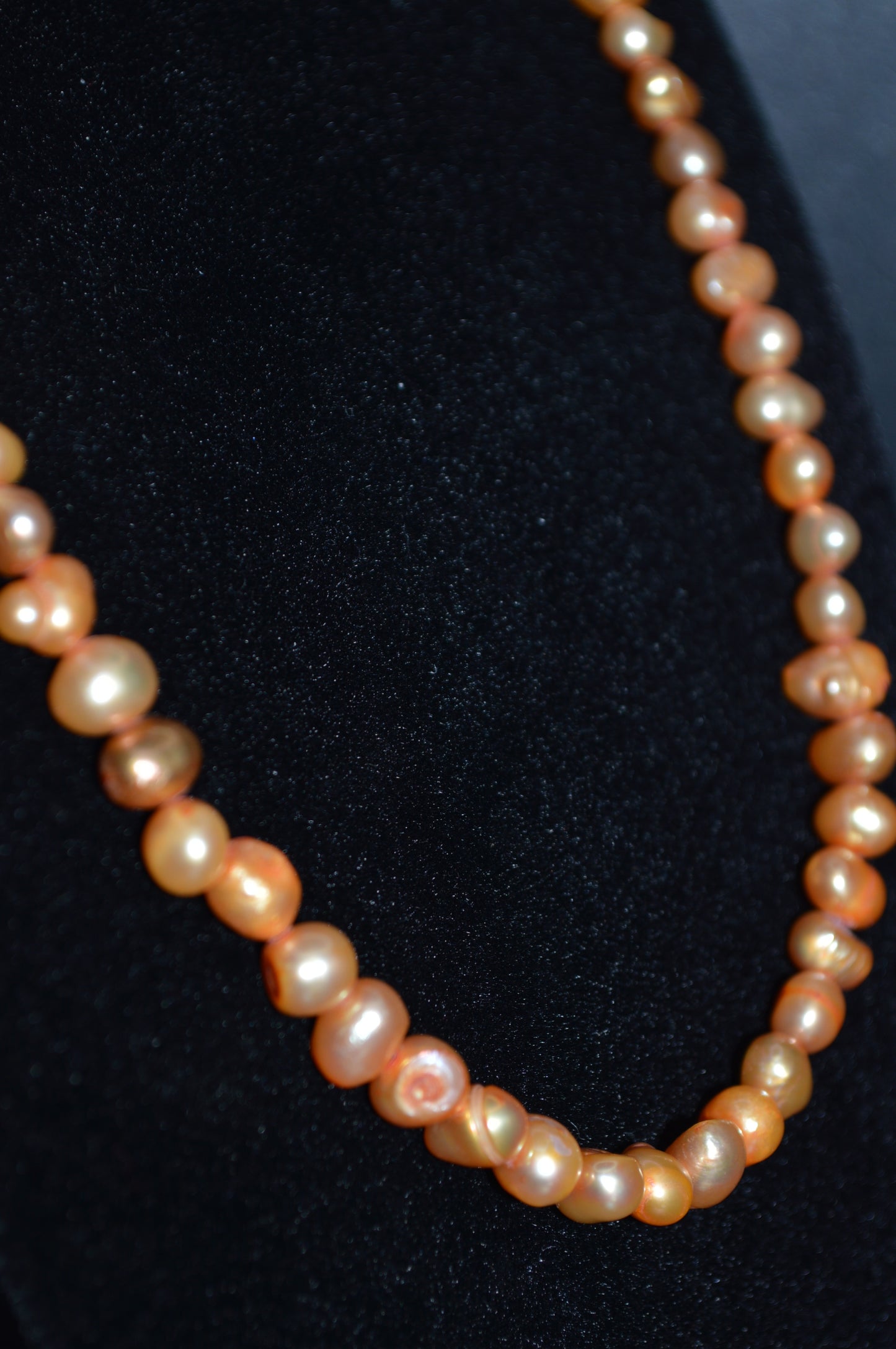 Freshwater Cultured Pearl Necklace and Earring Set (Apricot)