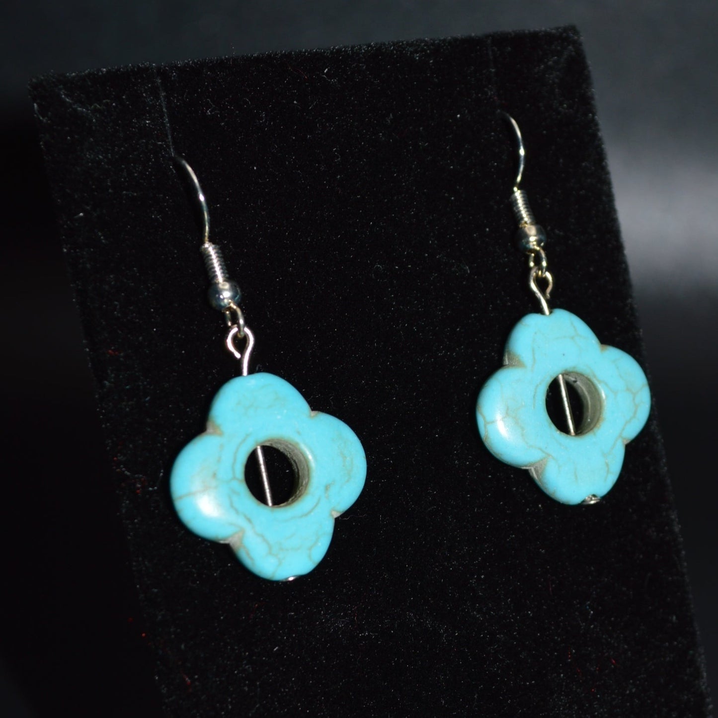 Resin Flower Earrings (Turquoise)