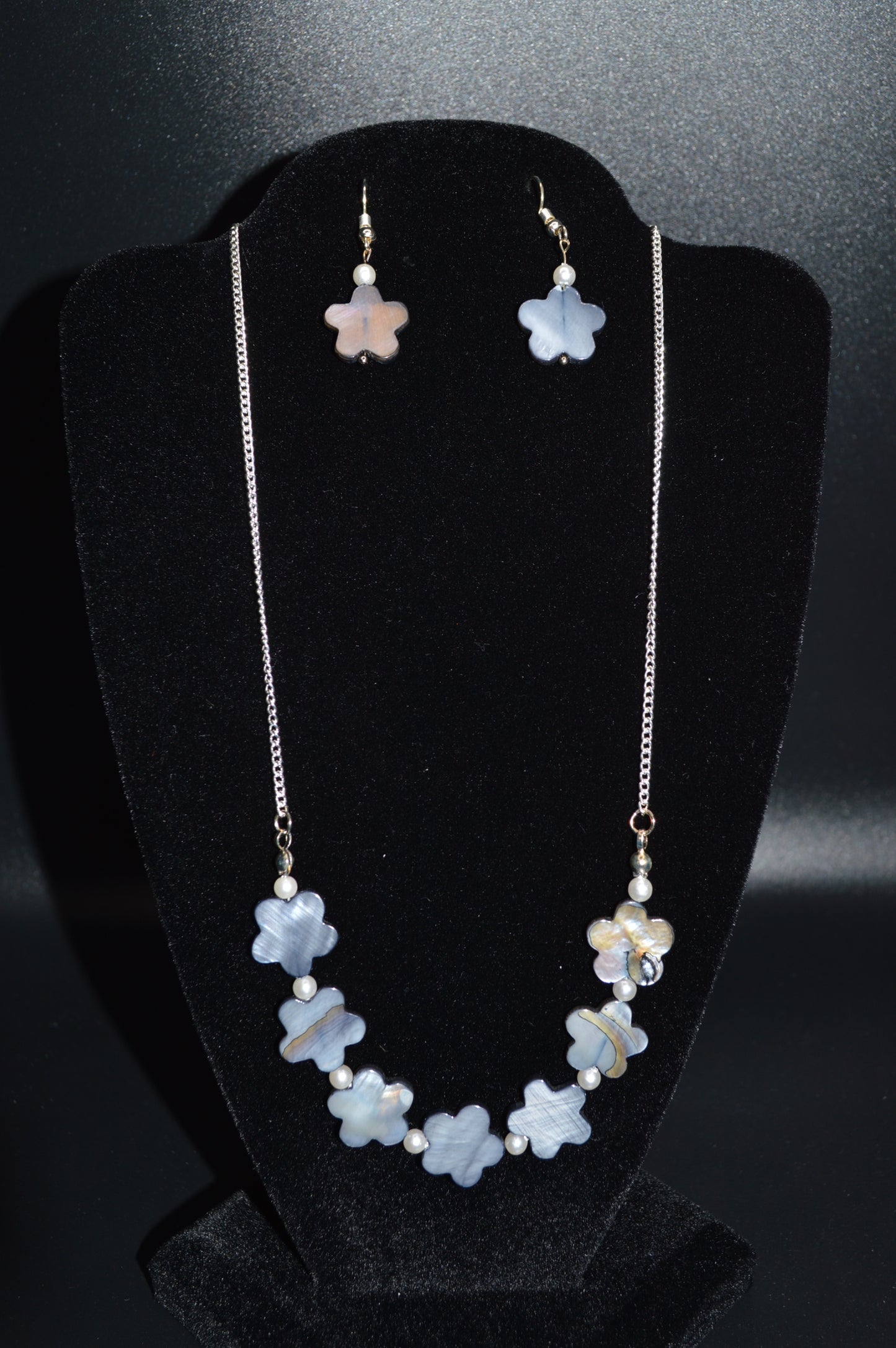 Gray Mother of Pearl Flowers on a Silver Chain Necklace and Earring Set