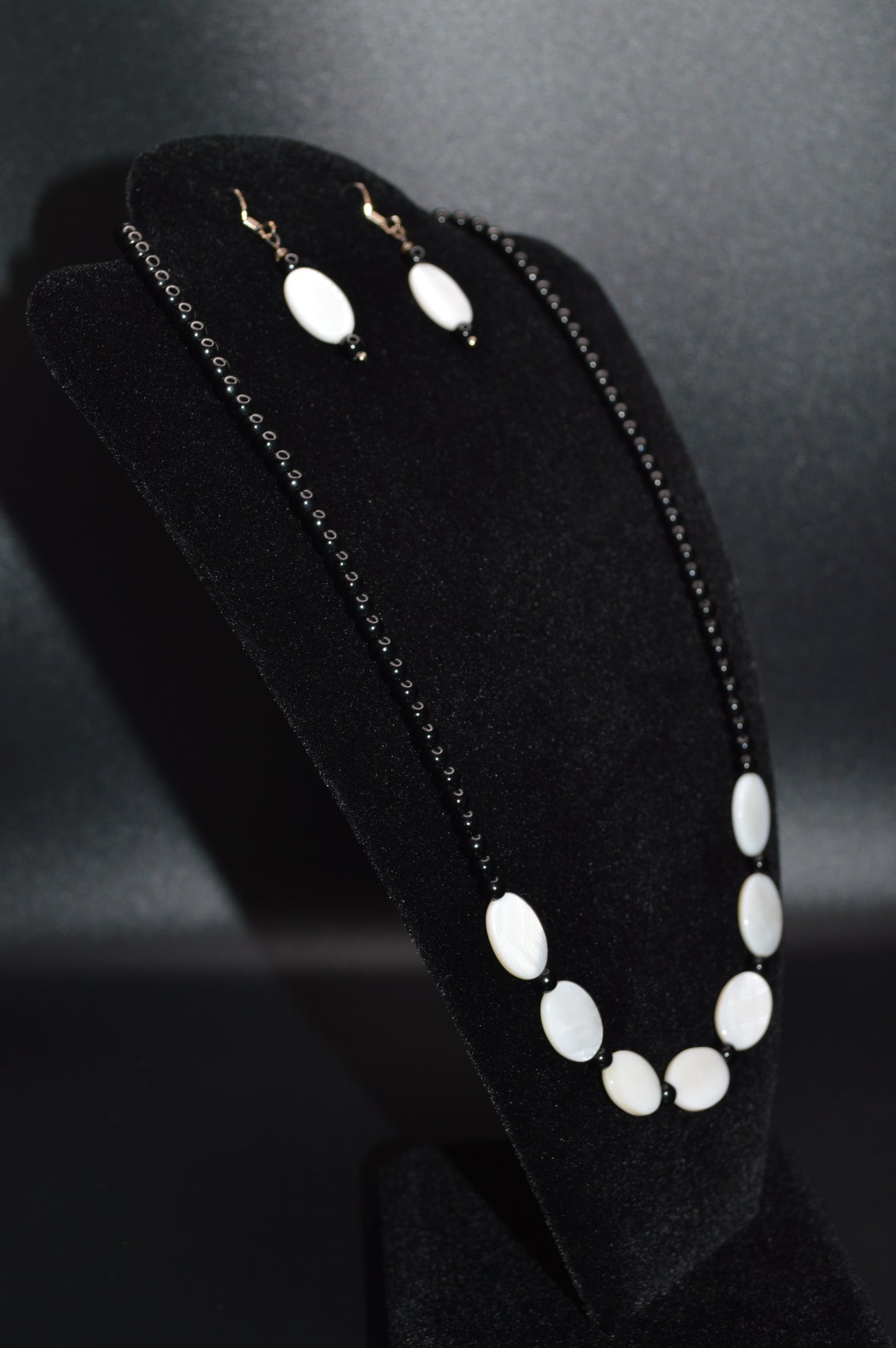 White Mother of Pearl Ovals with Black Beads Necklace and Earring Set