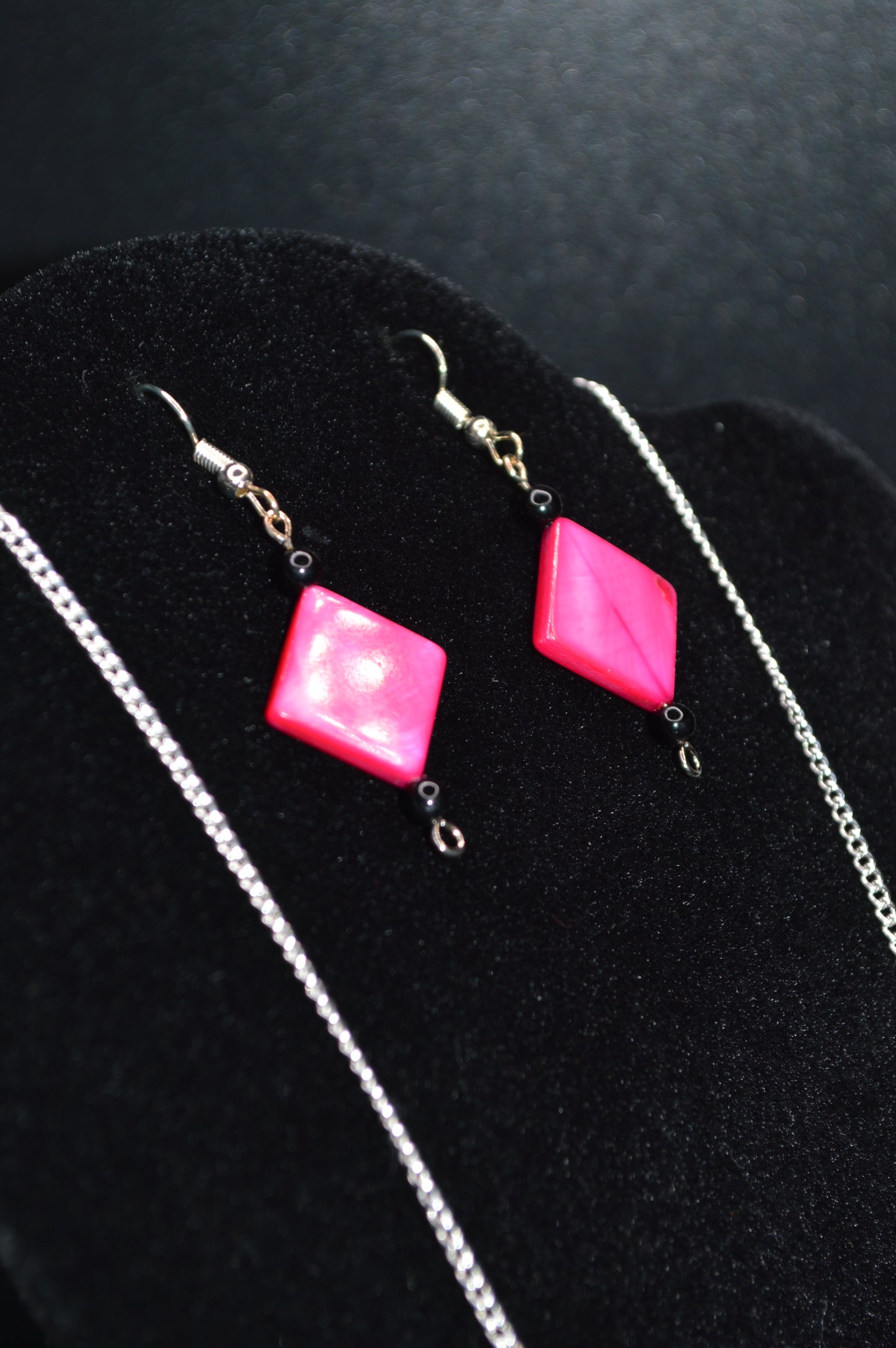 Pink and White Mother of Pearl Diamonds with Black Beads Necklace and Earring Set