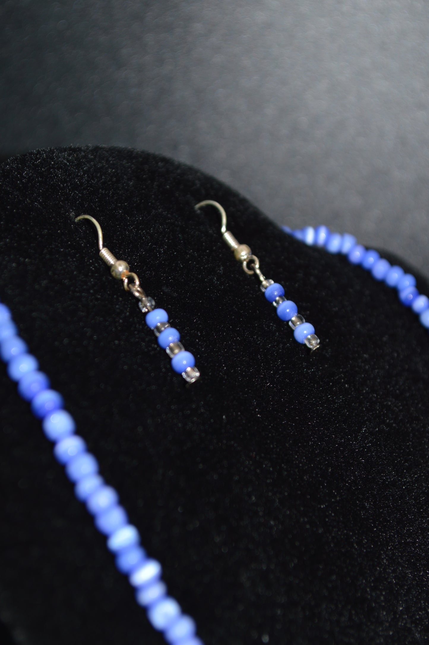 Cat's Eye Glass Necklace and Earring Set (Blue)
