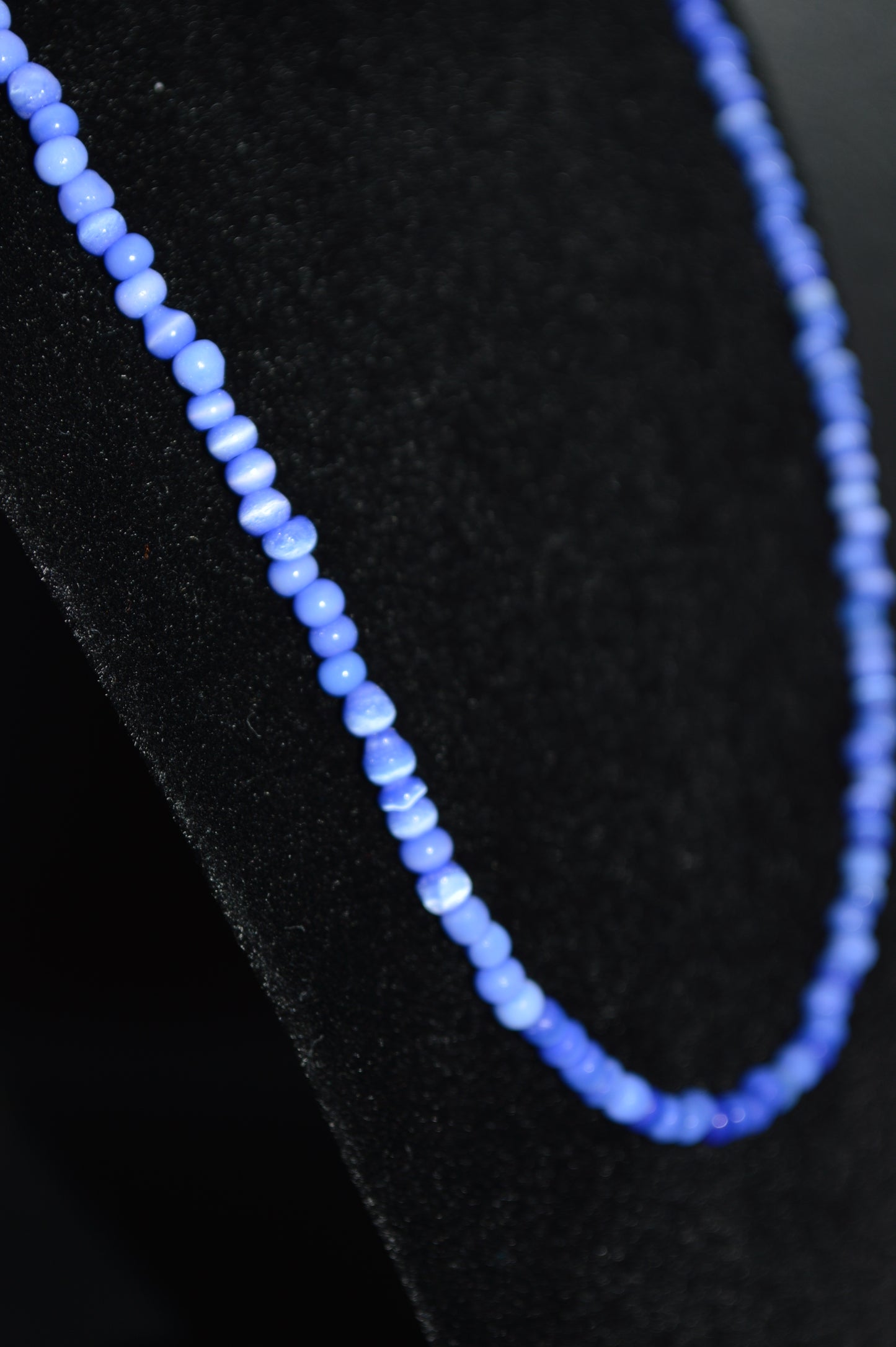 Cat's Eye Glass Necklace and Earring Set (Blue)