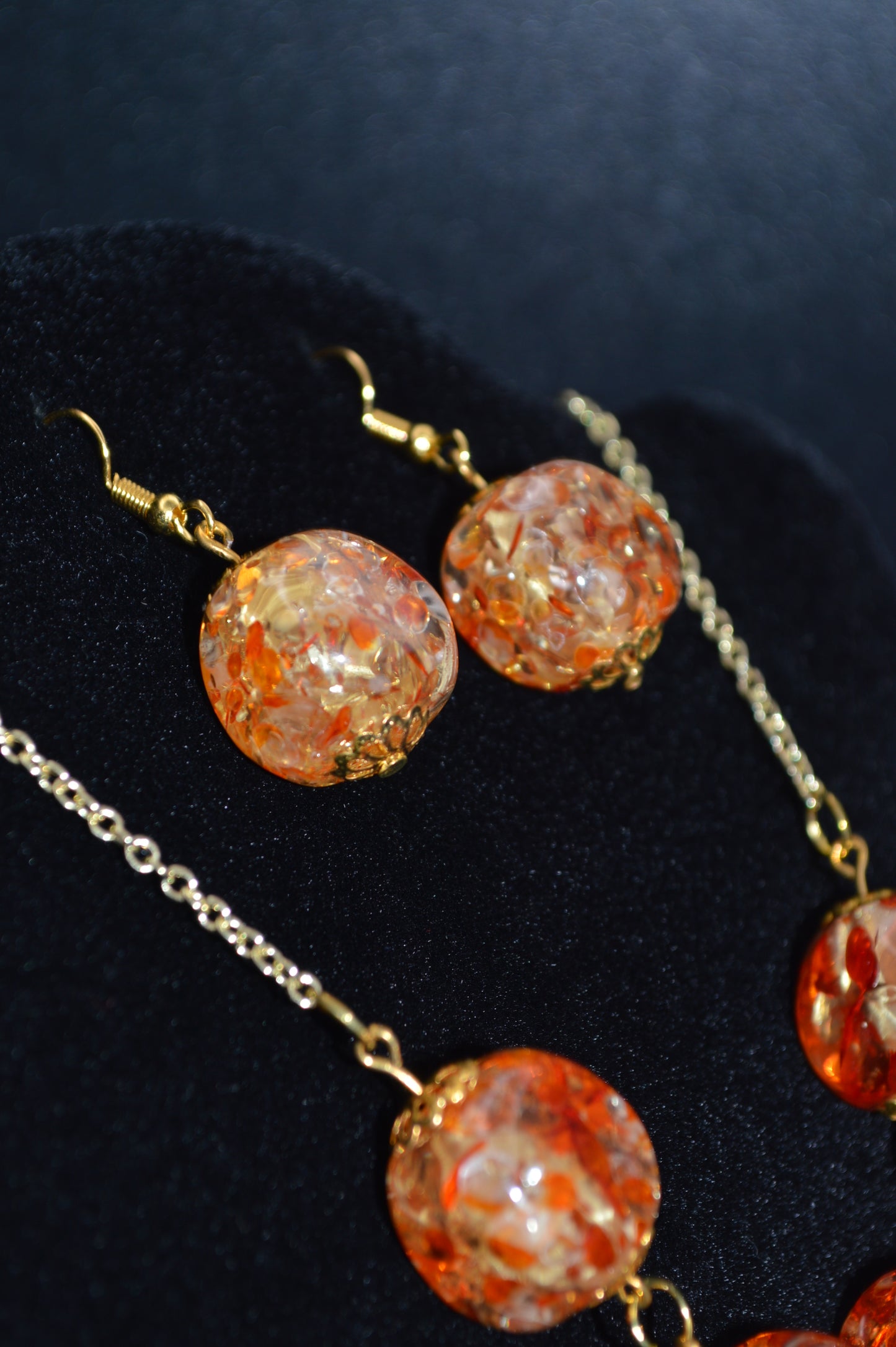 Ice Flake Resin Necklace and Earring Set (1 Drop)