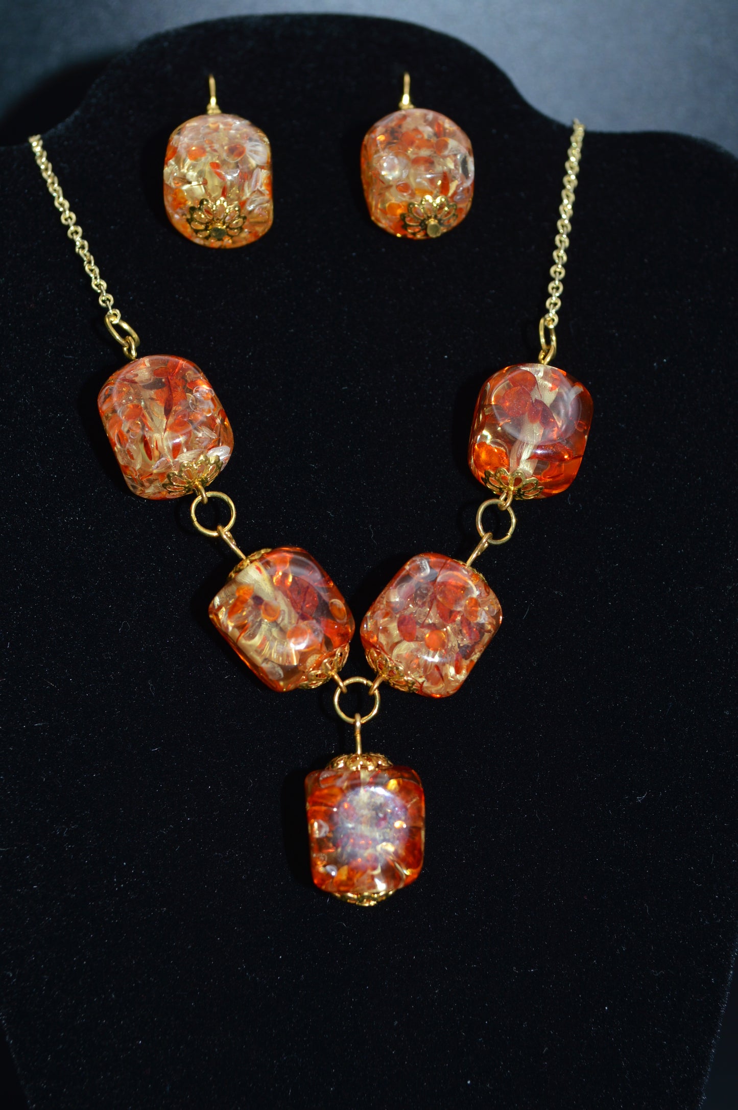 Ice Flake Resin Necklace and Earring Set (1 Drop)