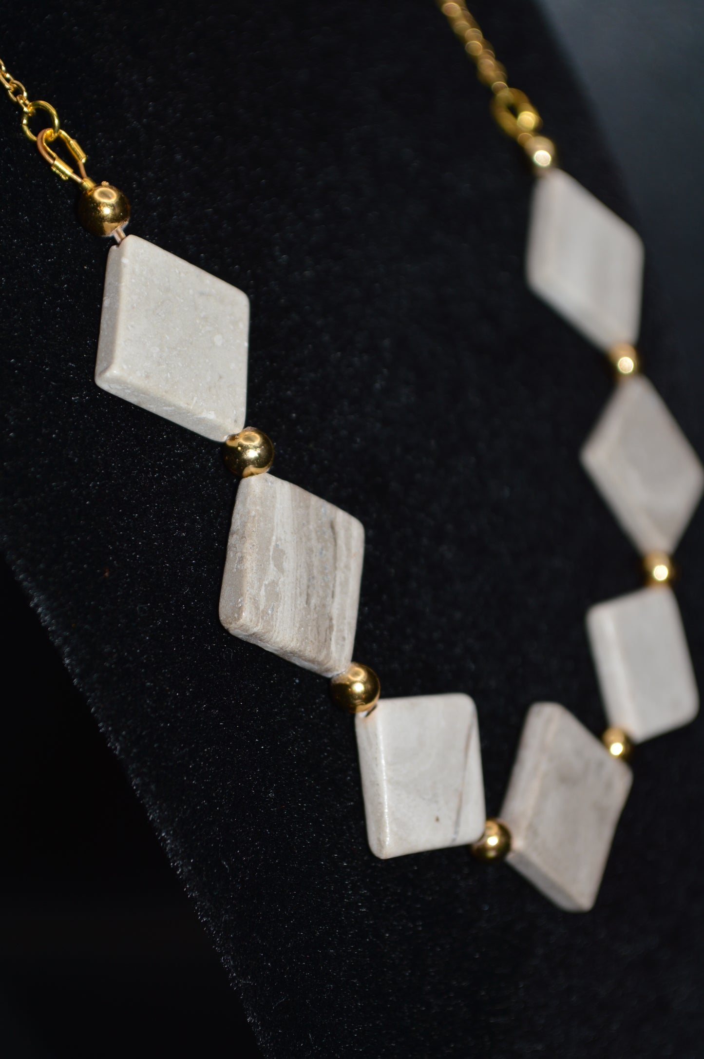Stone Beaded Necklace and Earring Set (Tan)