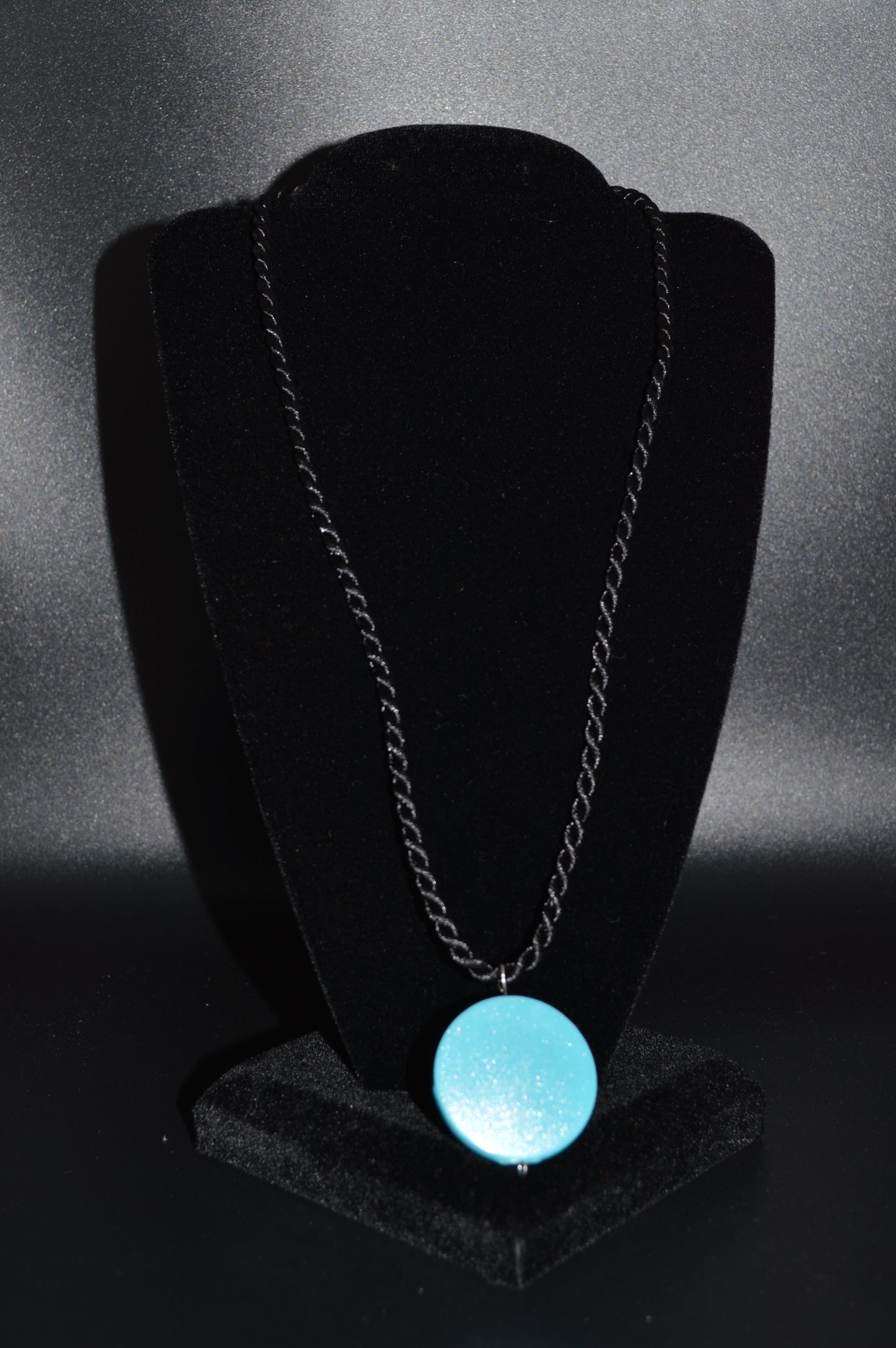 Acrylic Pendant Necklace (Turquoise)