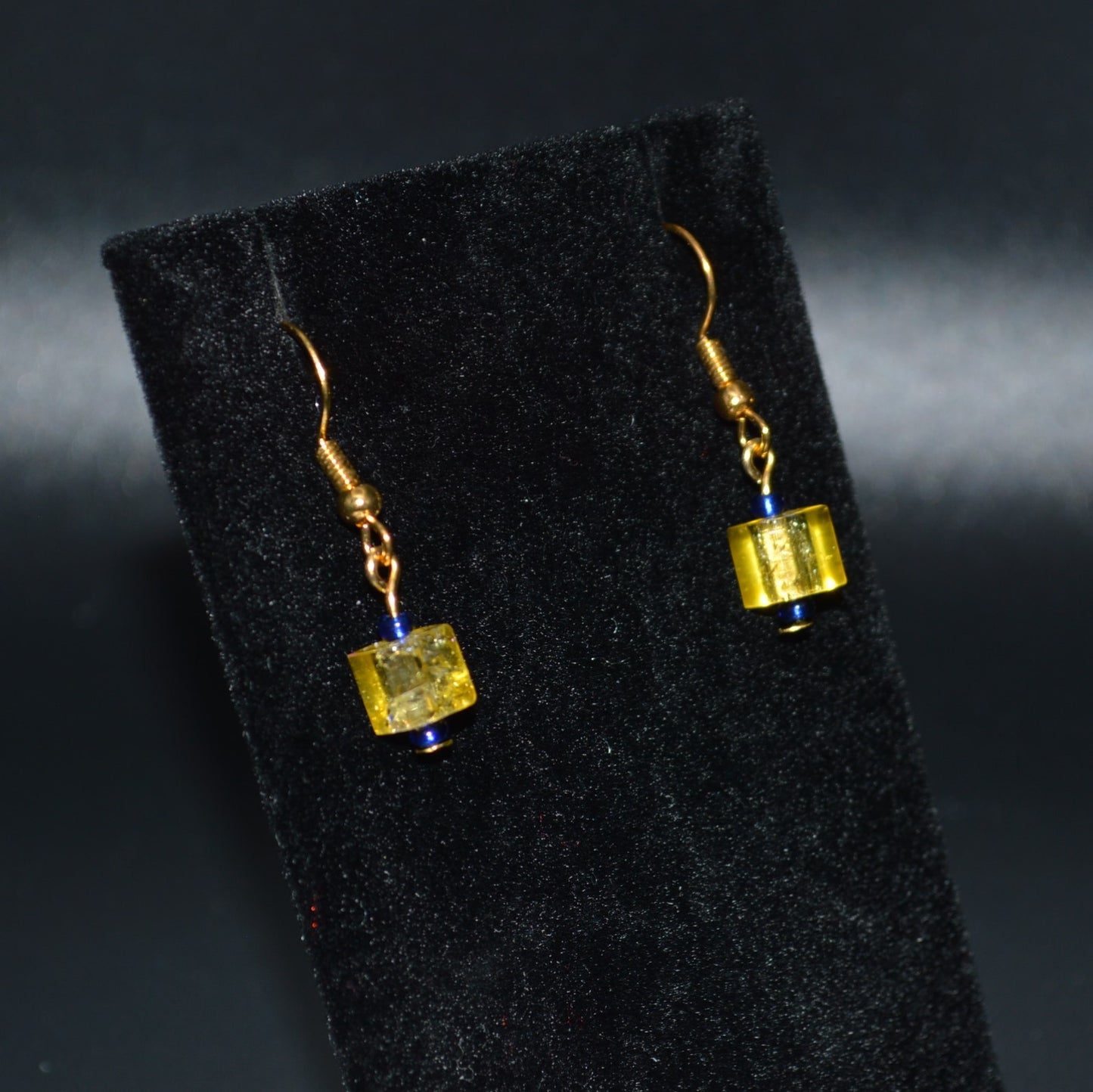 Yellow Crackled Glass Earrings with Blue Seed Beads (Short)