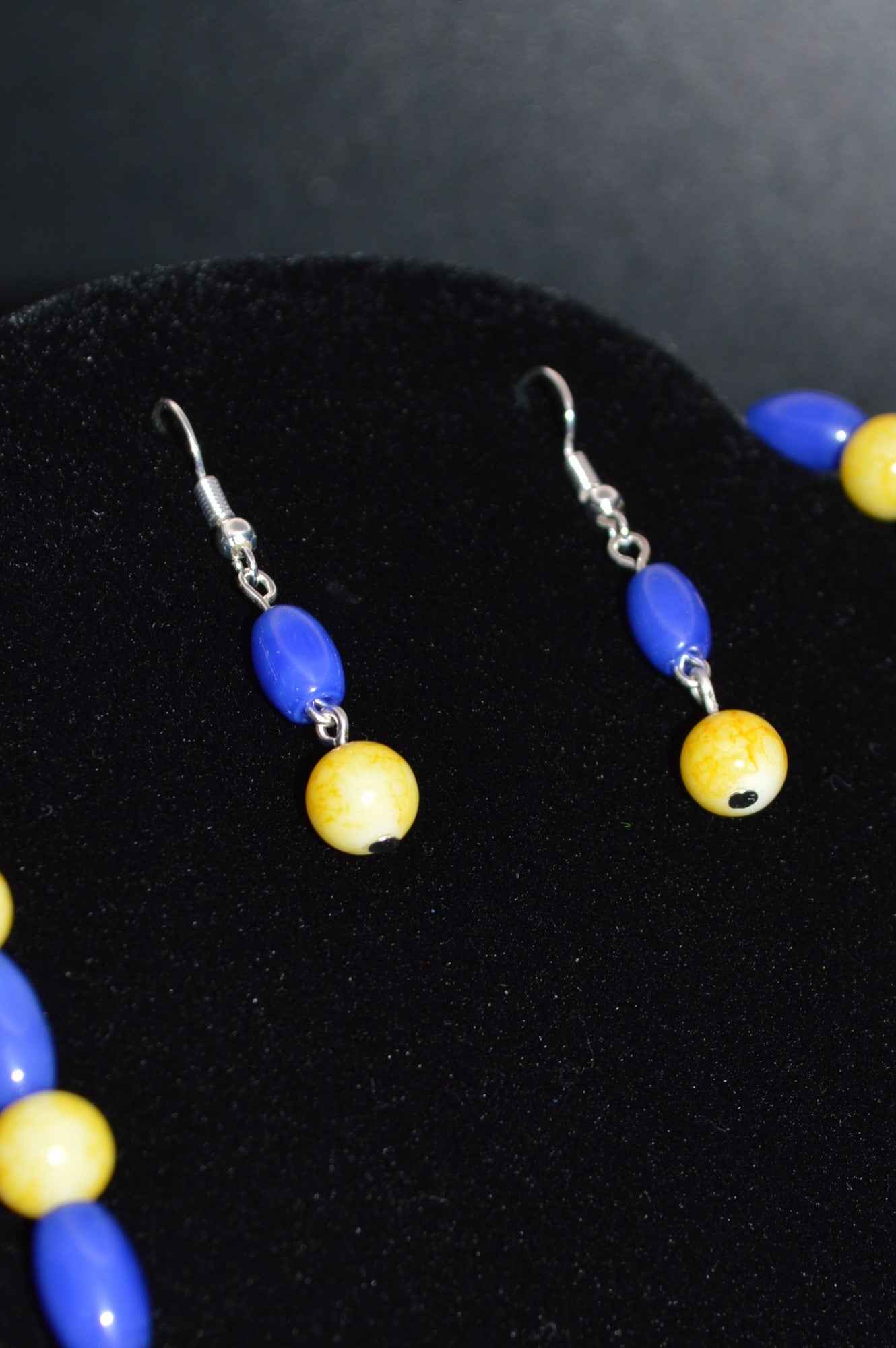 Yellow Marbled Glass and Blue Cat's eye Glass Necklace and Earring Set