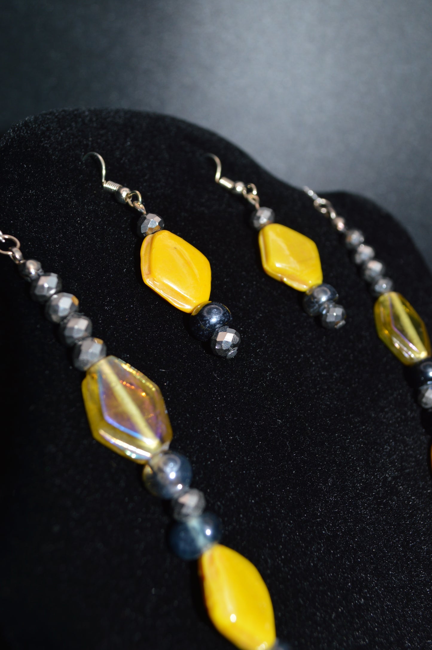 Yellow and Gray Pressed Glass Necklace and Earring Set