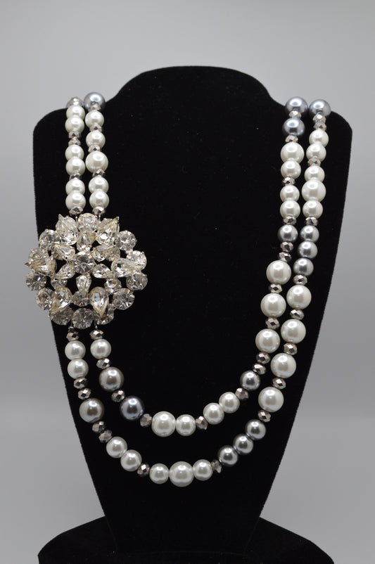 Vintage Crystal Brooch and Pearl Necklace (White and Silver)