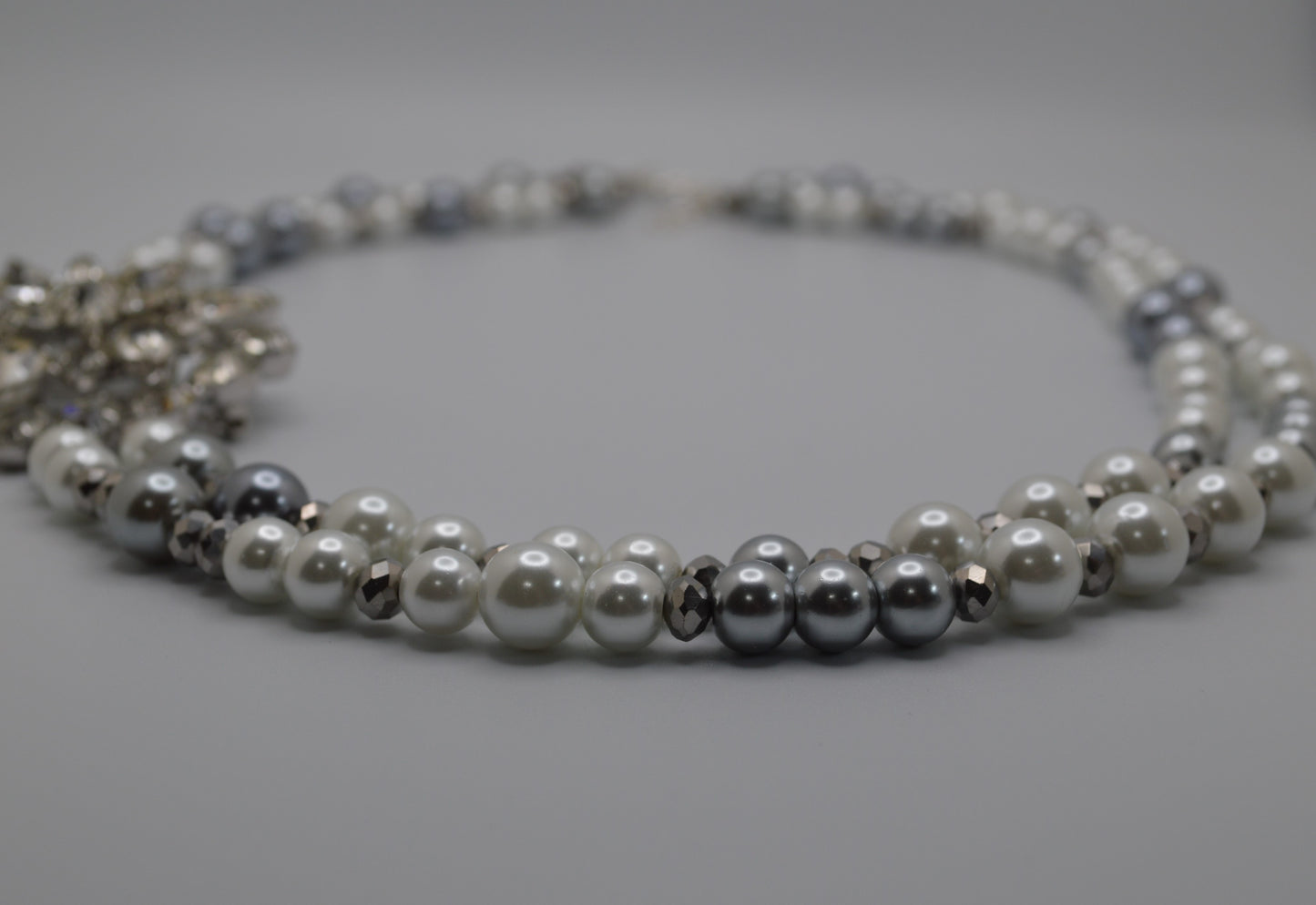 Vintage Crystal Brooch and Pearl Necklace (White and Silver)