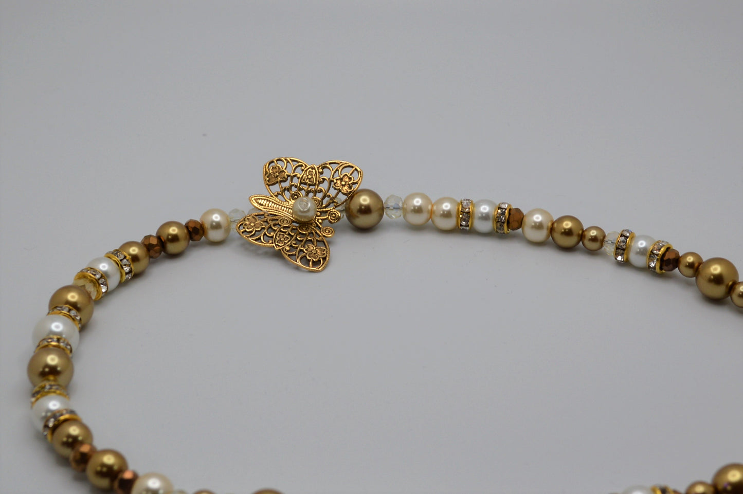 Golden Butterfly and Pearl Necklace (Gold and White)