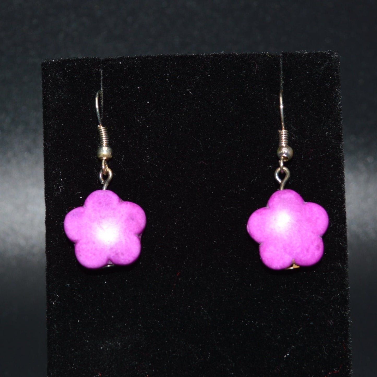 Resin Flower Earrings (Violet)